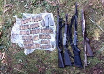 Autoridades encuentran armamento enterrado en Guazapa