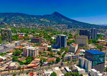 BCIE: El Salvador cumple sus compromisos de forma adelantada