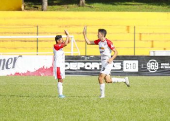 Cabañas sigue líder tras vencer 3-1 al Ahuachapán