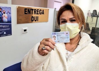 Más de medio millón de salvadoreños podrá votar vía remoto por internet