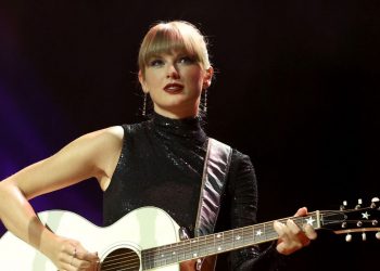 Taylor Swift lanza «Midnights», su décimo álbum