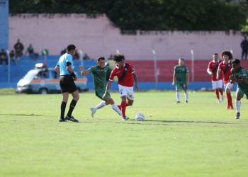 Oriente amenaza a Occidente en la vuelta de los cuartos de final