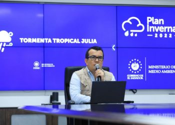 Ministerio de Medio Ambiente pronostica que tormenta tropical Julia será reclasificada a huracán