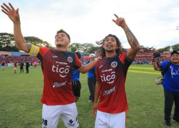 Octavio Zambrano, entrenador de FAS: «Para FAS, todos son archirrivales, porque todos le quieren ganar al rey de copas»  