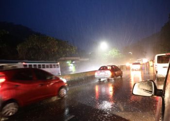 Carretera Los Chorros tendrá paso controlado este lunes por Tormenta Tropical Julia en El Salvador