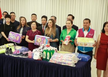 Despacho de la Primera Dama recibe donativo de la República Popular China valorado por más de $30,000