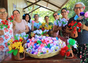 Quezaltepeque, cuna de las flores enceradas