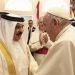 El papa reza por Líbano y Ucrania en Baréin