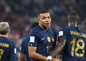 Mbappé acaba con la resistencia danesa y mete a los «Bleus» en octavos de Qatar 2022