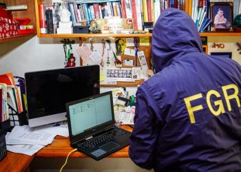 Fiscalía allana casa de exdiputada Yanci Urbina en busca de evidencia electrónica