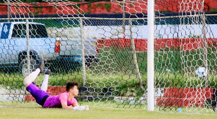 Atlético La Unión venció en penaltis a Alacranes y avanzó a las semifinales. Fotos: Liga Nacional de Fútbol.