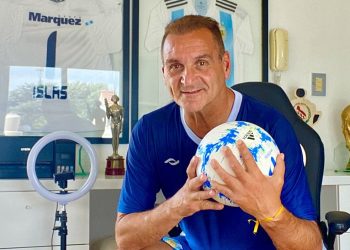 «No me gusta comparar a Messi con Maradona»: Luis Islas, mundialista con Argentina