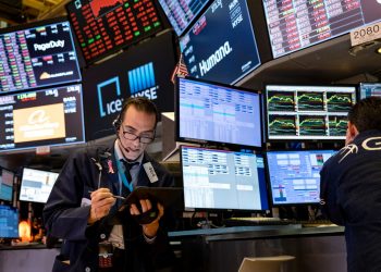 Alta recaudación fiscal asegura pago de deuda
