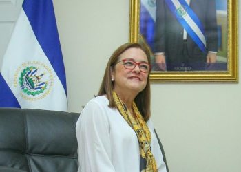 Alexandra Hill Tinoco, ministra de Relaciones Exteriores: «La extensión del TPS es un paso importante que esperamos nos conduzca a una solución definitiva»