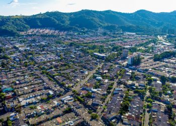 Obras Municipales recupera importantes calles en Santa Tecla