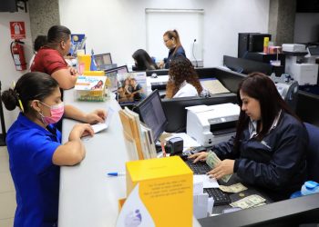 Cuentas de ahorro crecieron en $582 millones hasta noviembre en El Salvador