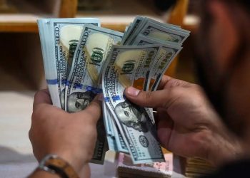 Salvadoreños recibieron $667 millones en remesas en octubre