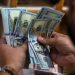 Salvadoreños recibieron $667 millones en remesas en octubre