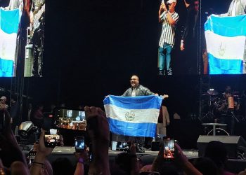 Migueleños bailaron hasta el amanecer durante su gran carnaval