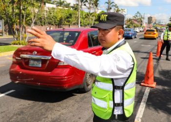 El VMT mantiene puntos de gestión de tráfico en los perímetros de los centros comerciales por el Black Friday