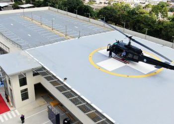 Autoridades inauguran helipuerto y parqueo en el Hospital Militar de San Salvador