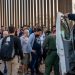 Gobierno de Estados Unidos pide seguir deportaciones del Título 42