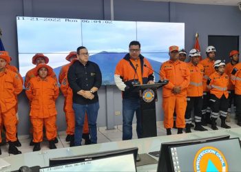 Gobierno informa que sigue activa la advertencia por volcán Chaparrastique y pide acatar recomendaciones