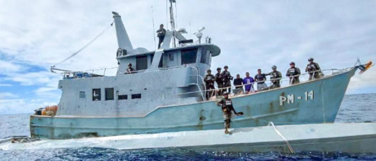 Fuerza Naval incauta fuerte cargamento de droga valorada en $77 millones. Foto: Cortesía