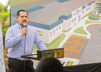 Bienestar Magisterial coloca primera piedra de la construcción del moderno Policlínico Magisterial de La Unión