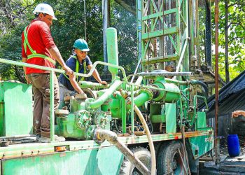 Presidente de ANDA supervisa perforación de pozo que busca reforzar abastecimiento de agua para habitantes de Santa Rosa de Lima
