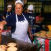 Miles de salvadoreños disfrutan del Festival de la Pupusa en el Parque Natural Balboa