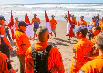 Autoridades realizan simulacro de tsunami en La Libertad para ensayar procesos de evacuación