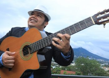 Yeye Gálvez, el salvadoreño que respira flamenco