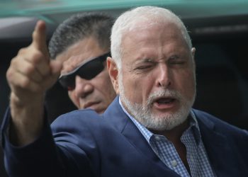 Expresidente panameño Martinelli irá a un segundo juicio en 2023