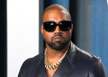 Red social Parler anuncia cancelación de su venta a Kanye West