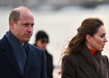 Nuevas acusaciones de racismo llegan en el peor momento para la familia real británica
