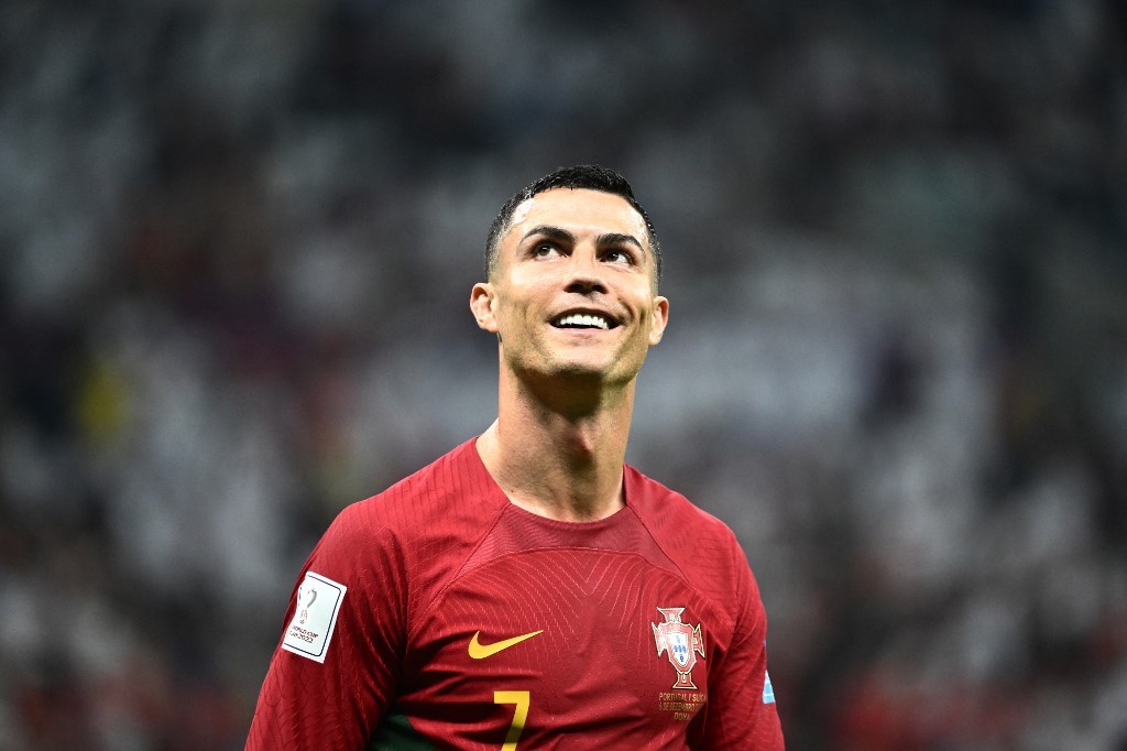 Primera Camiseta Portugal Jugador Ronaldo 2022
