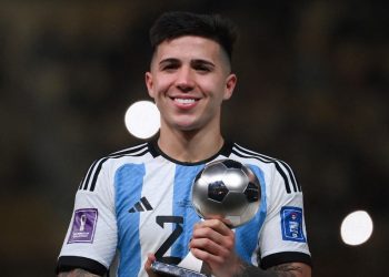 Las astronómicas ofertas para fichar a Enzo Fernández, la revelación del Mundial Qatar 2022