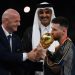 Lionel Messi recibe el Balón de Oro del Mundial de Qatar-2022