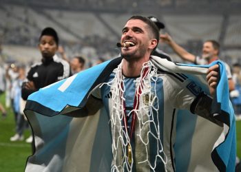 «Si algún boludo tenía dudas, ya no hay más, es el mejor», dijo De Paul sobre Messi