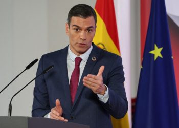 España suprime IVA para alimentos esenciales en intento de contener su encarecimiento