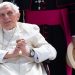 Vaticano asegura que el expapa Benedicto XVI continúa «estable»