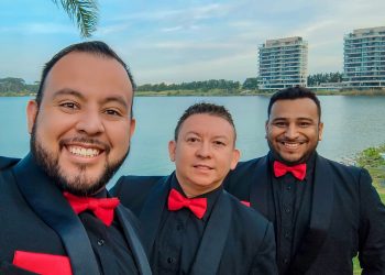 OPUS 503 presentó «El Salvador bajo mi piel» en Uruguay