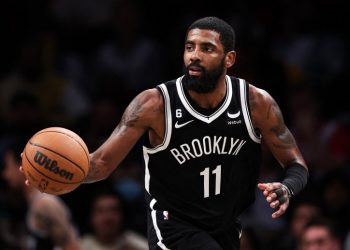 Estrella de la NBA Kyrie Irving y Nike se separan tras escándalo antisemita