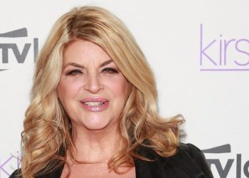 Fallece la actriz Kirstie Alley debido al cáncer