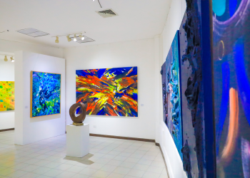 Sala Salarrué expone arte abstracto en honor a Carlos Balaguer