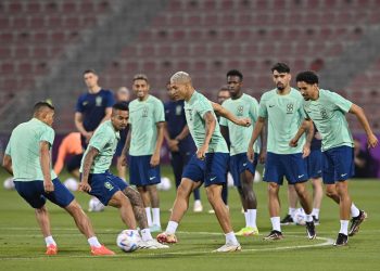 Brasil reservará a sus estrellas ante los «Leones Indomables» de Camerún