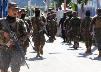 Movilización de 10,000 policías y soldados no tiene precedentes