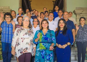 Entregan sello de bioseguridad al Palacio Nacional