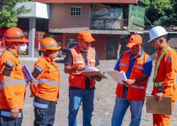 Autoridades verifican las ventas de pirotécnicos en San Miguel